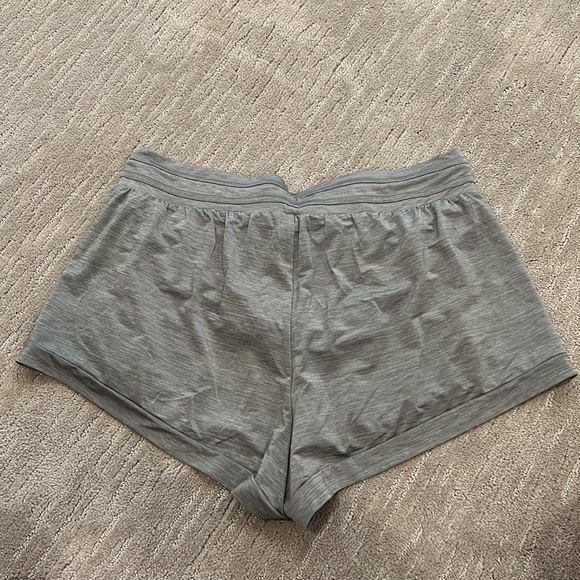 Grey athletic shorts by Lorna Jane - Picture 2 of 2